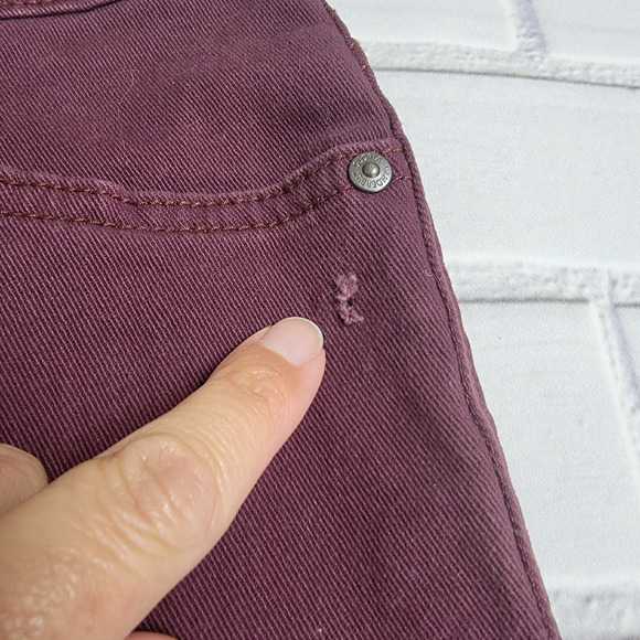 Gloria Vanderbilt Amanda Jeans Burgundy Women's Size 6 Short (A132) - Picture 6 of 11